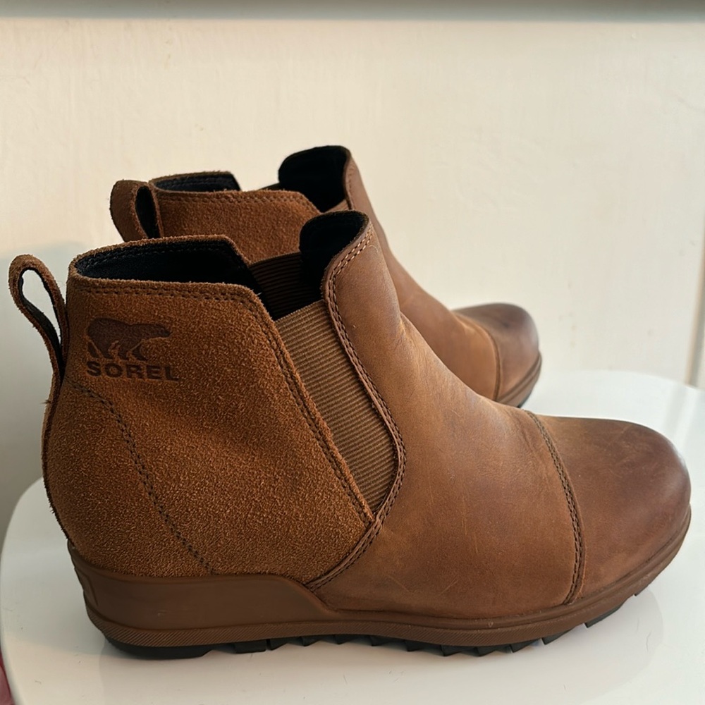 Sorel Brown Suede Booties